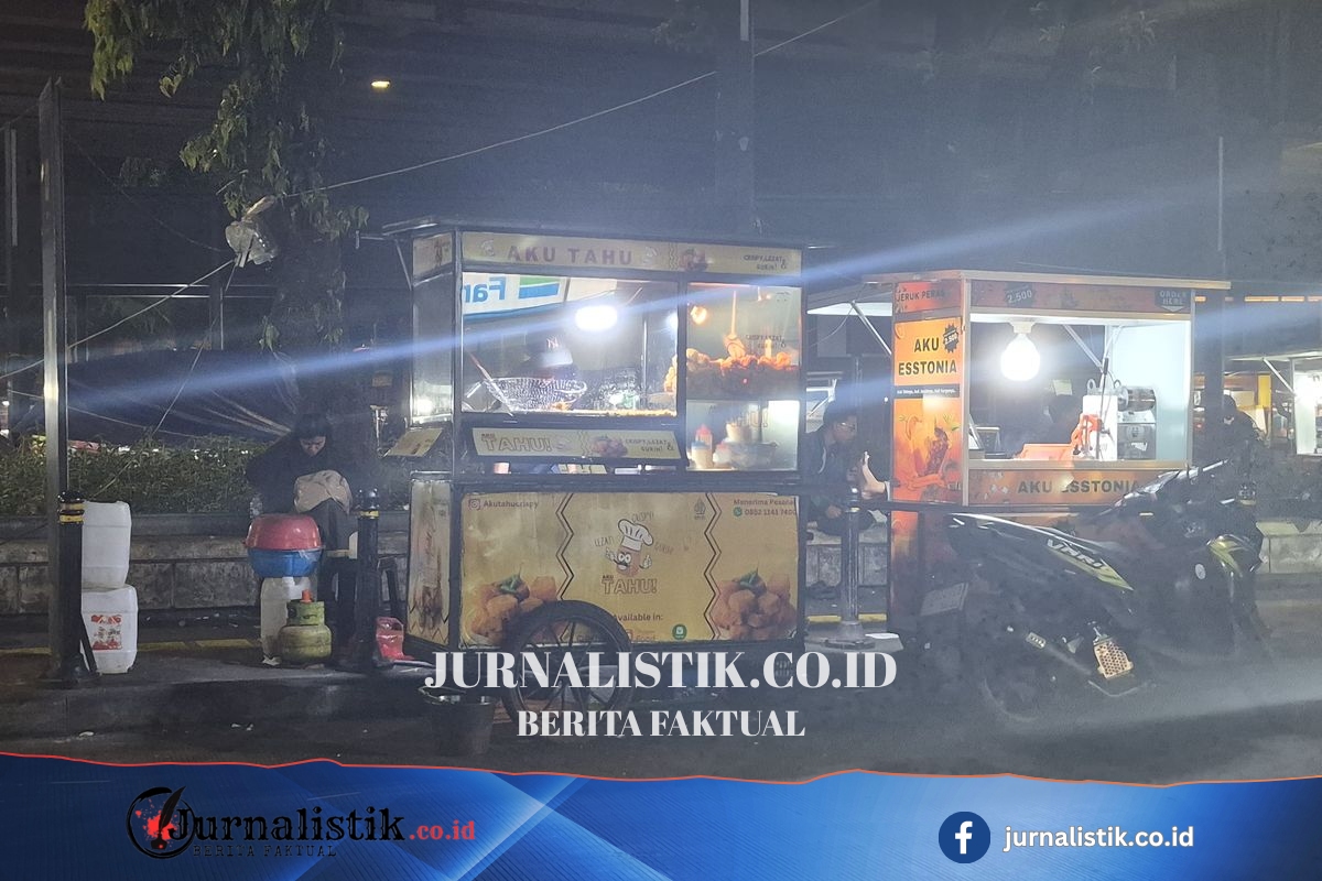 Dari Kantor ke Trotoar, Ketika PKL Jadi Pilihan Terakhir Bertahan Hidup di Jakarta News 23 Juni 2026