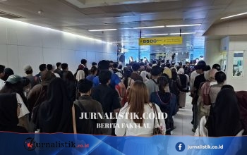 Usai Puncak HUT ke-499, Stasiun MRT Dukuh Atas Dipadati hingga Antrean 100 Meter