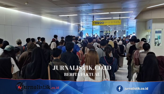 Usai Puncak HUT ke-499, Stasiun MRT Dukuh Atas Dipadati hingga Antrean 100 Meter