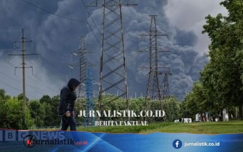 Serangan kilang minyak Moskow membuat perang Rusia dengan Ukraina terasa lebih dekat