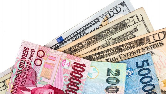 Rupiah Tembus Rp 18.000 per Dollar AS, Ekonom Sebut Penyebab Utama Pelemahan