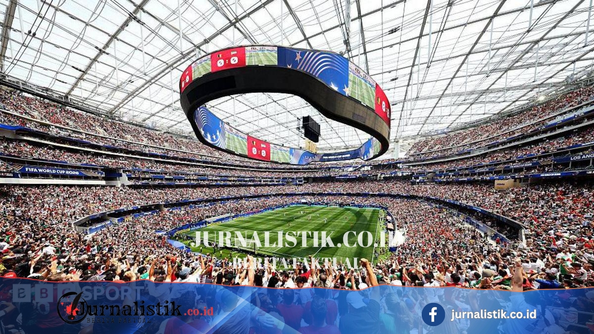 Best World Cup stadium? BBC Sport experts have their say