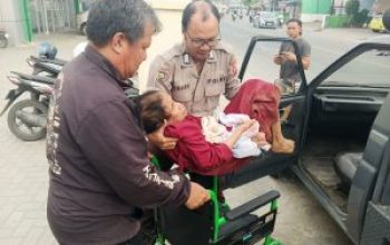 Tergeletak di Tengah Kebun Jagung, Perempuan Tanpa Identitas Dievakuasi Polisi