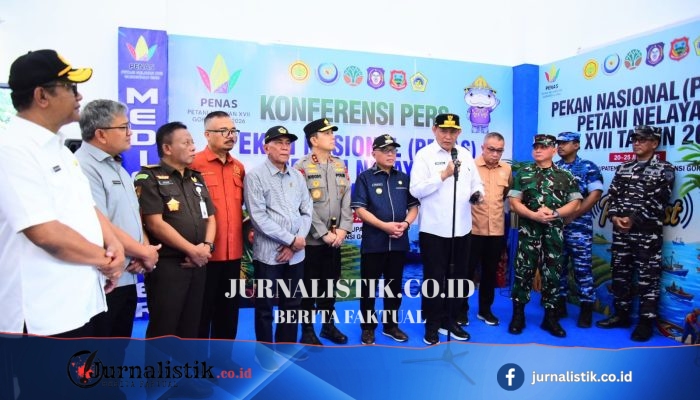 Konferensi Pers Perdana Menandai Pemanfaatan Media Center PENAS XVII