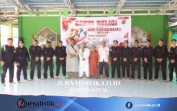 Sambut Hari Bhayangkara ke-80, Brimob Gorontalo Bersihkan Masjid Al Bayan Wujud Pengabdian untuk Masyarakat