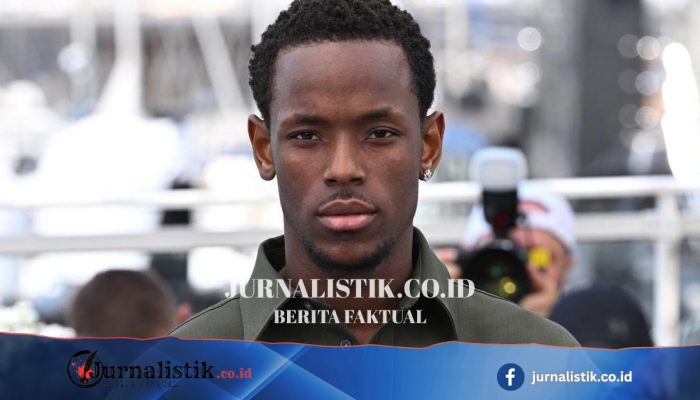 Micheal Ward, aktor Top Boy, didakwa memperkosa di mobil; pengadilan mendengar