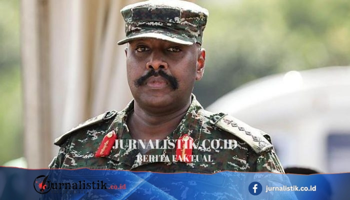NTV dan Daily Monitor Uganda: kantor disebut berada di bawah “military siege”