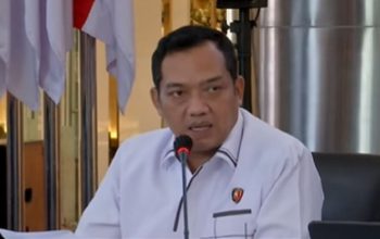 Berkas Lengkap, Roy Suryo dan Dokter Tifa Segera Duduk di Kursi Terdakwa