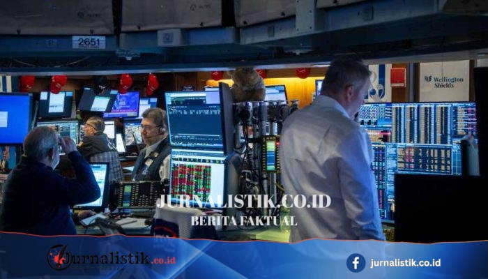 Wall Street Berfluktuasi, Saham Micron Melonjak dan Apple Terkoreksi