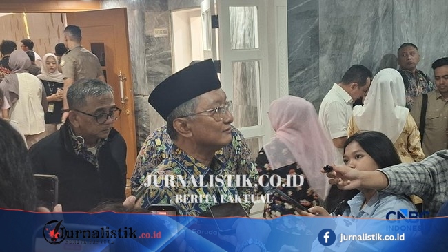 Menteri Hanggodo Bentuk Satgas-Siapkan Rp17 T Hadapi El Nino Godzilla News 5 jam yang lalu