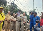 Rano Karno Khawatir Saluran Air di Bawah Rel Lenteng Agung