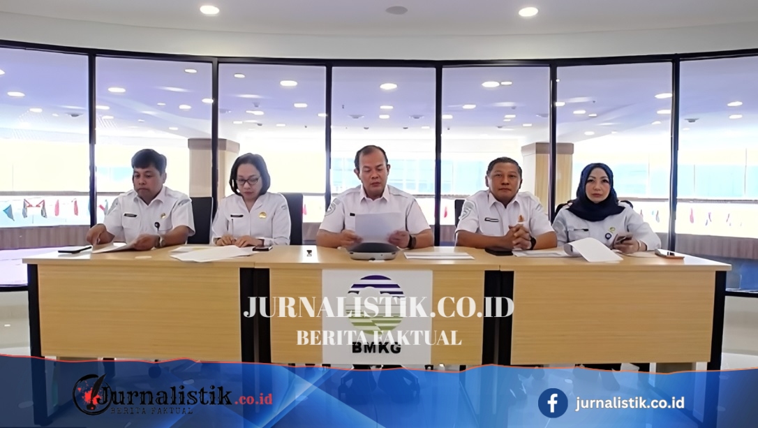 Breaking News! Tsunami Terjang Sejumlah Wilayah Indonesia Usai Gempa Dahsyat M7,7 Mindanao