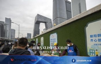 Fenomena Two-Speed Growth di China: Pedagang Menjerit, Industri Tembus Cuan
