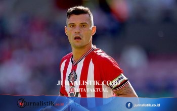Granit Xhaka Tetap di Sunderland meski Chelsea Mengincar
