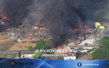 Ledakan Terjadi saat Kebakaran Menyasar Area Industri di Essex, Lebih dari 100 Pemadam Dikerahkan