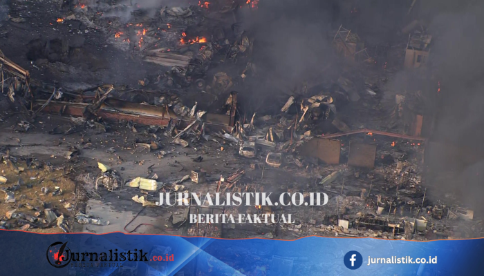 Dua puluh petugas pemadam dibawa ke rumah sakit usai ledakan di Rettendon