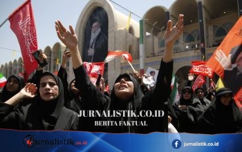 Mojtaba Khamenei Absen di Pemakaman Ali Khamenei, Pejabat Tinggi Hadir Minggu