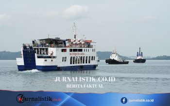 Akibat Cuaca Buruk, Seluruh Penyeberangan ASDP dari Kupang ke Wilayah-Wilayah NTT Dihentikan