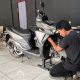 Atasi Sokbreker Depan Motor Mentok saat Boncengan dengan Oli Lebih Kental