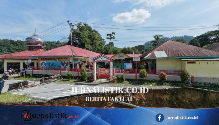 Bangunan SDN 10 Lambung Bukit Padang Rusak Dihantam Banjir Bandang, Pendaftar Malah Membludak
