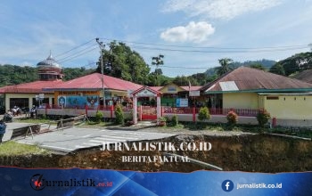 250 Siswa SDN 10 Lambung Bukit Pauh Jalani Belajar Darurat di Tengah Ancaman Longsor