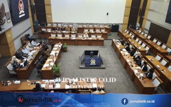 Matindas Rumambi Minta Ketua KBIHU Jabar Syatori Cabut Istilah Lansia “Merepotkan”