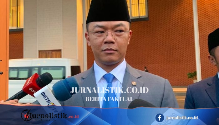 Sugiono Menjelaskan RI Tak Kirim Delegasi Resmi ke Pemakaman Ayatollah Ali Khamenei; Dino Patti Djalal Kritik