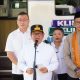 Pramono Anung: 168.497 Lansia DKI Terdaftar KLJ, Dapat Transportasi Umum dan Kesehatan Gratis