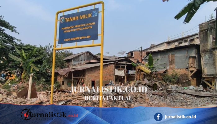 Warga RT 15 Cawang Pilih Direlokasi, Alasan Mereka Kehabisan Tenaga Hadapi Banjir Lumpur