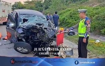 Tragedi Pulang Liburan di Tol Terpeka: Toyota Avanza Tabrak Truk, 4 Tewas