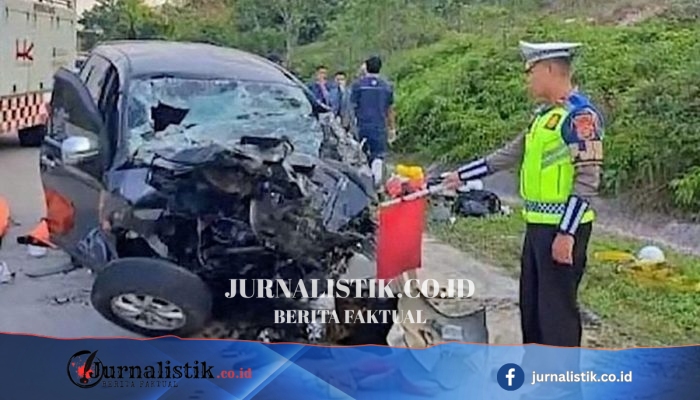 Tragedi Pulang Liburan di Tol Terpeka: Toyota Avanza Tabrak Truk, 4 Tewas