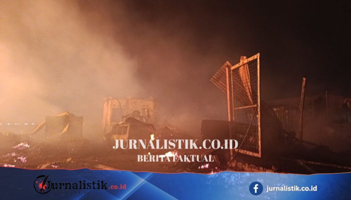 Kebakaran Palet Kayu di Kampung Pacing Bekasi Baru Dipadamkan Usai 8 Jam, 13 Bangunan Ludes