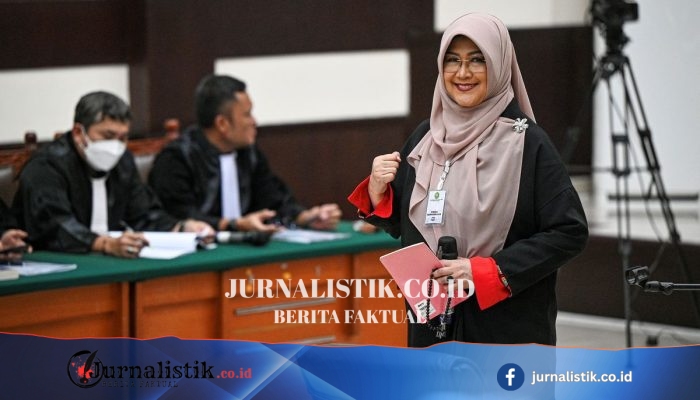 Kuasa Hukum Dokter Tifa Minta Jokowi Hadir Langsung di Sidang Dugaan Ijazah Palsu