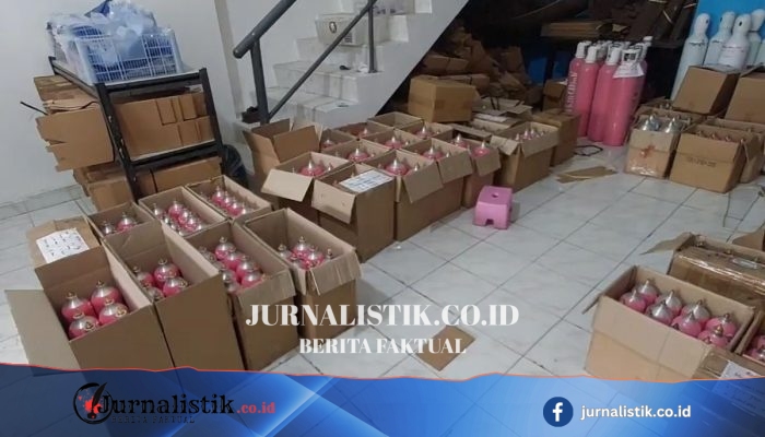 Bareskrim Geledah Dugaan Ruko Pabrik Whip Pink di Pademangan Jakut, Sita Tabung N2O (N20)