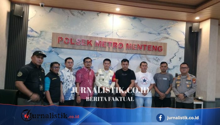 Pengemudi Toyota Alphard Bersujud dan Push-up di Depan Satpam Bundaran HI, Fiktor Harefa (27) Saat Mediasi