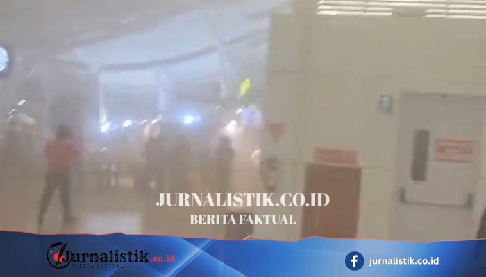 Asap Mengepul di Terminal Internasional Bandara I Gusti Ngurah Rai Bali, Petugas ARFF Dikerahkan
