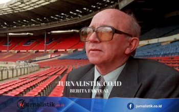 Koroner memutus: ribuan sundulan bola memicu penyakit otak Nobby Stiles