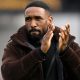 Jermain Defoe Mundur dari Kursi Manajer Woking setelah 4 Bulan