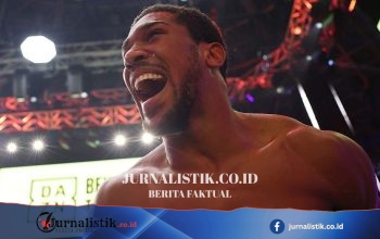 Anthony Joshua vs Kristian Prenga: Pilihan foto terbaik dari kemenangan Jeddah yang mempersiapkan duel Tyson Fury