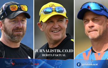 Calon pelatih Tes Inggris: Andy Flower, Jonathan Trott, dan Langer masuk daftar pengganti Brendon McCullum