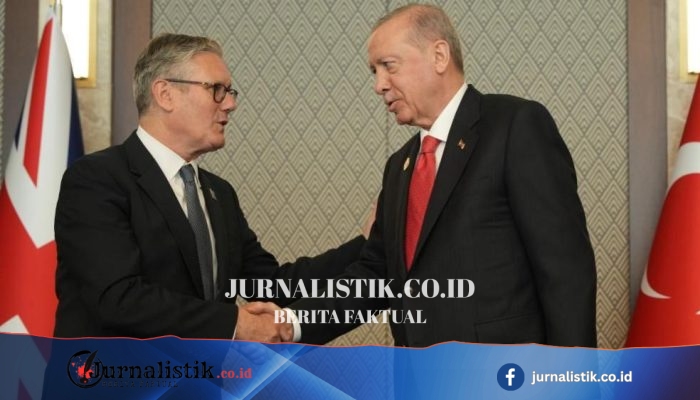 Starmer menerima revolver berisi peluru dari Erdogan, masih tersimpan di Turki