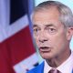Chris Mason: Farage coba merebut kembali agenda setelah kontroversi keuangan