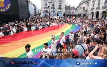 Pengunjung Pride London: dukungan “lebih penting dari sebelumnya”