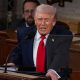 Operator teleprompter Gedung Putih diduga meraih hampir US$100 ribu dari taruhan kata-kata pidato Trump