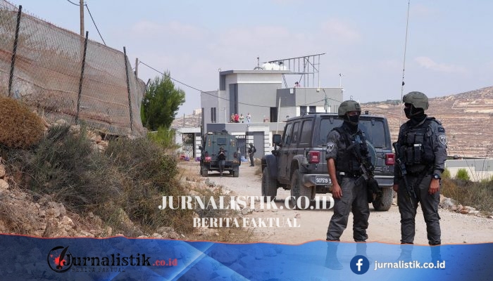 Aktivis salurkan bantuan untuk warga Palestina yang terkurung di rumah akibat pengepungan pemukim Israel