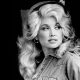 Dolly Parton: Dari Awal yang Serba Sederhana hingga Ikon Hiburan Dunia