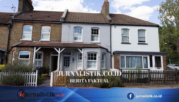 Rencana pusat pengunjung di rumah masa kecil David Bowie, Bromley, ditentang tetangga