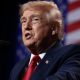 Hakim Setop Sementara Penyerahan Rekaman Keuangan Donald Trump ke BBC Terkait Gugatan $10 Miliar