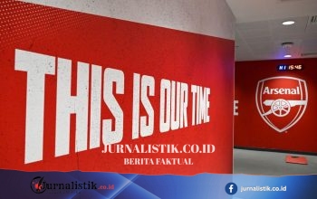 Arsenal kembali membuka pembicaraan untuk bek Aston Villa, Ezri Konsa