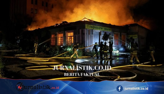 Serangan besar Rusia menghantam Kyiv, menewaskan sedikitnya delapan orang
